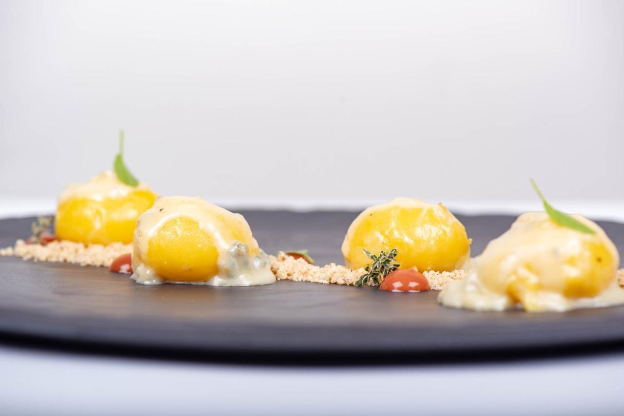 Hotel Eira Bormio Ngoại thất bức ảnh