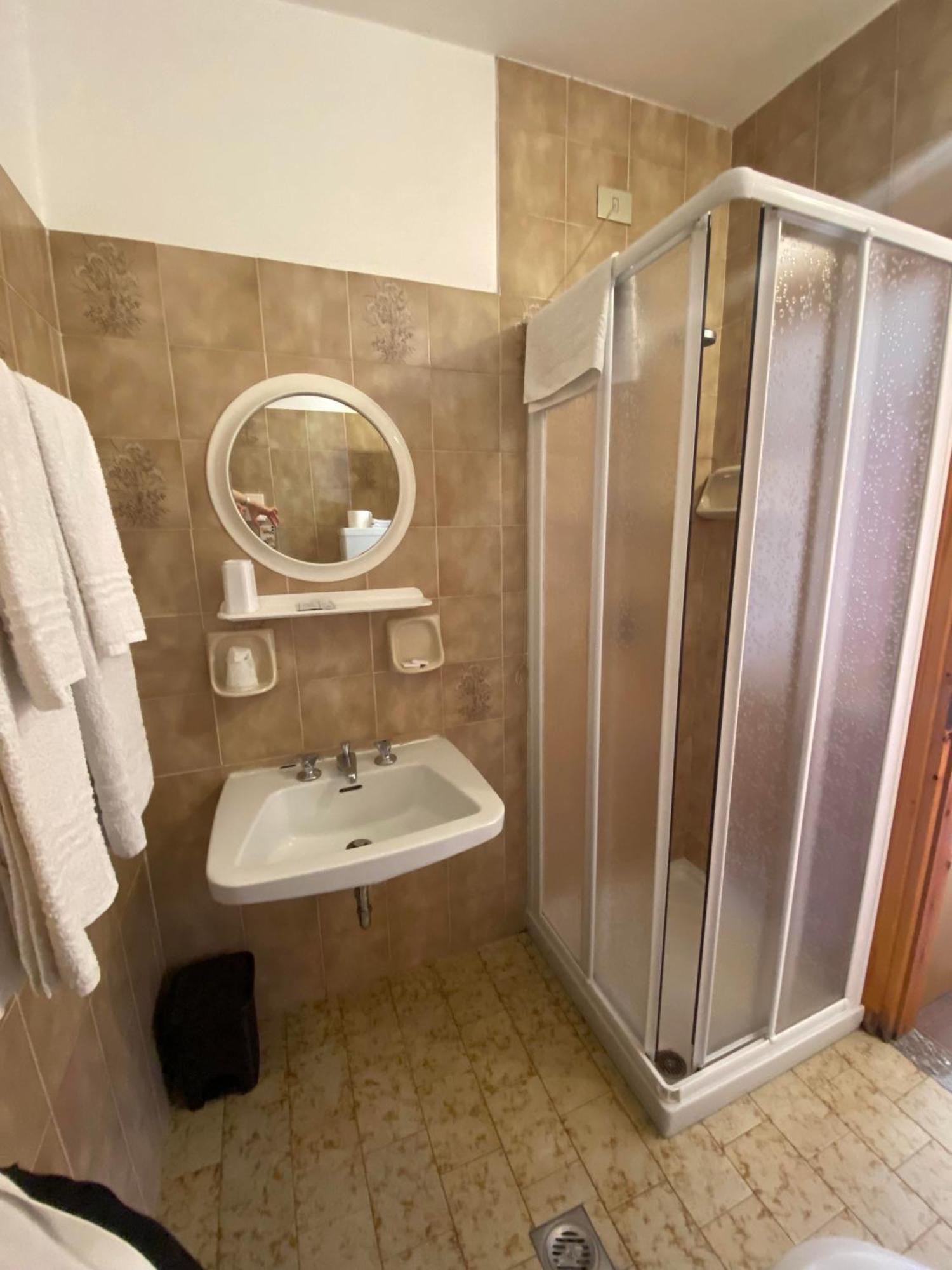 Hotel Eira Bormio Ngoại thất bức ảnh